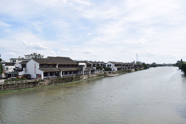 沿河發展指的是沿京杭大運河一路發展