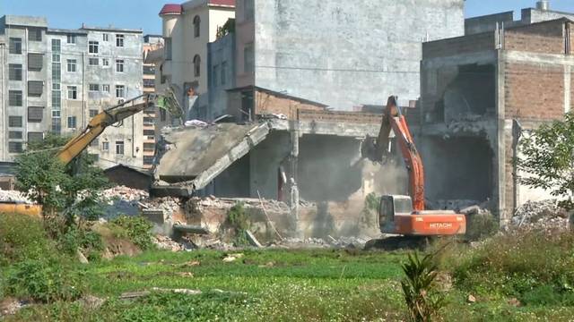 嚴查嚴控違法違規建設