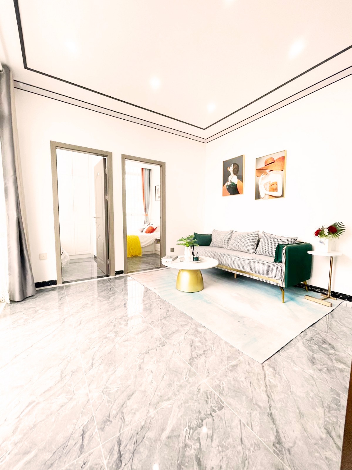 深圳石巖小產(chǎn)權房|創(chuàng)富雅苑 13.8萬/套  應人石地鐵600米